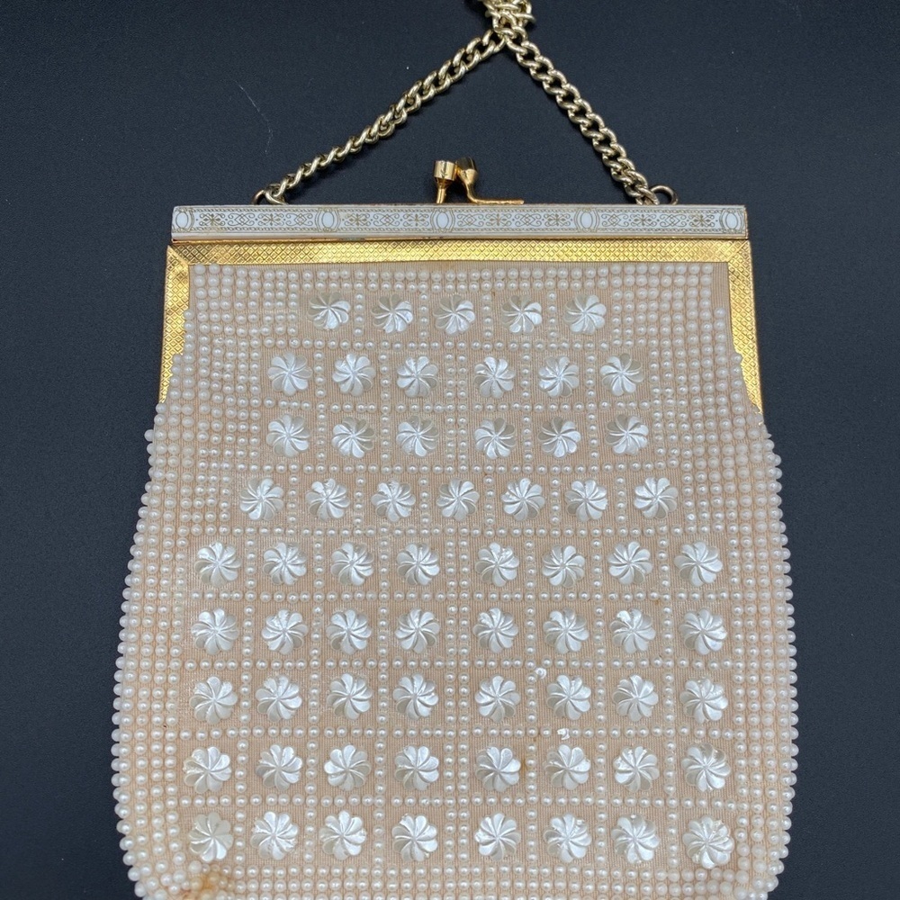 Vintage Small Ivory Beaded Daisy evening bag Chain Strap Kiss Lock handmade - Picture 6 of 10